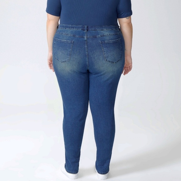 Universal Standard Highrise Jeans sz 20 & 22 NWOT - Picture 2 of 2